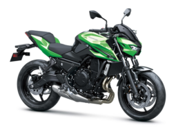 Kawasaki Z650 lleno