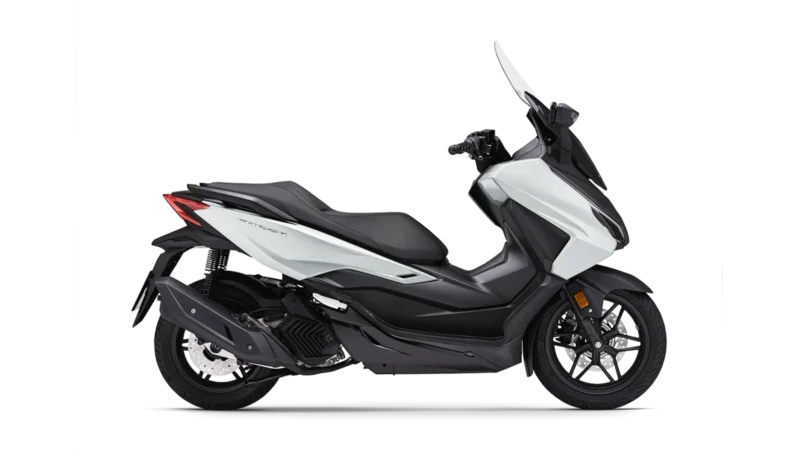 Honda Forza 125 lleno