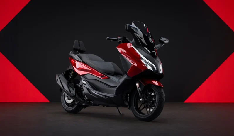 Honda Forza 350 lleno