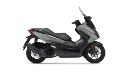 Honda Forza 125 lleno