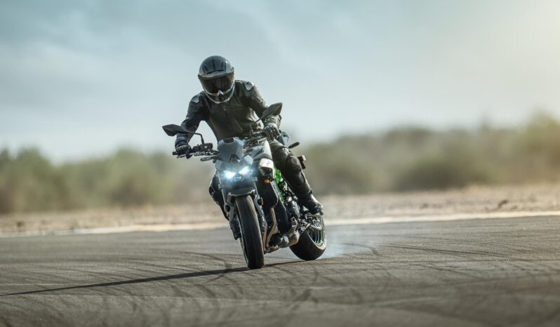 Kawasaki Z900 lleno