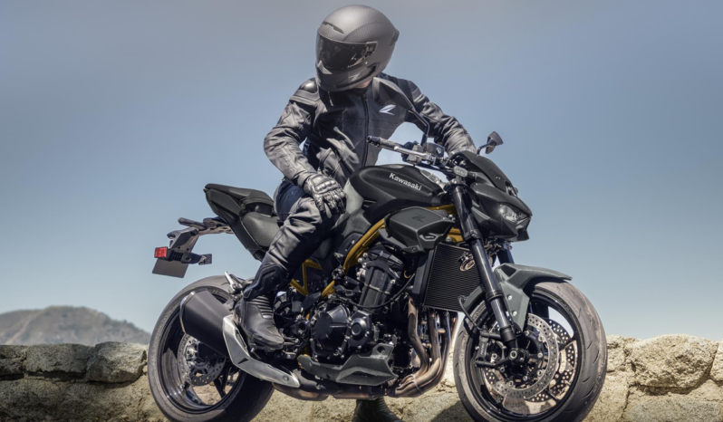 Kawasaki Z900 lleno