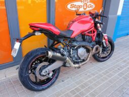 Ducati Monster 821 lleno