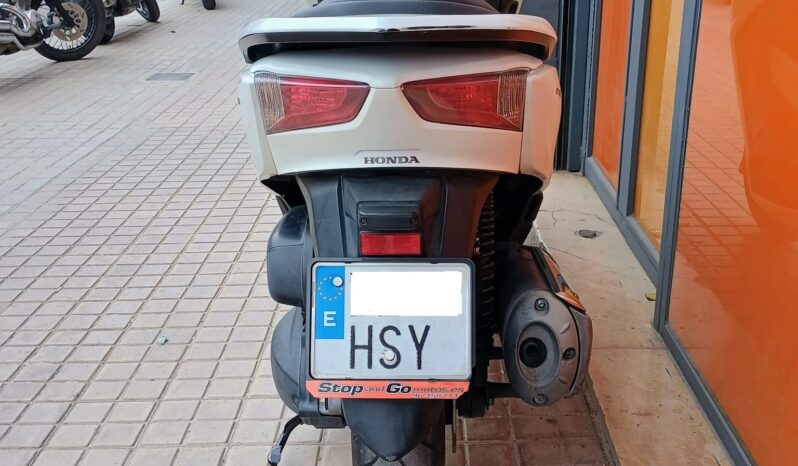 Honda Forza 300 lleno