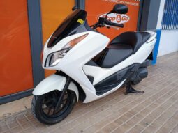 Honda Forza 300 lleno