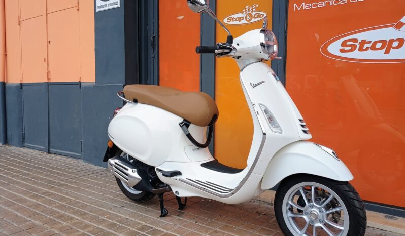 Vespa Primavera 50 4t 2022 lleno