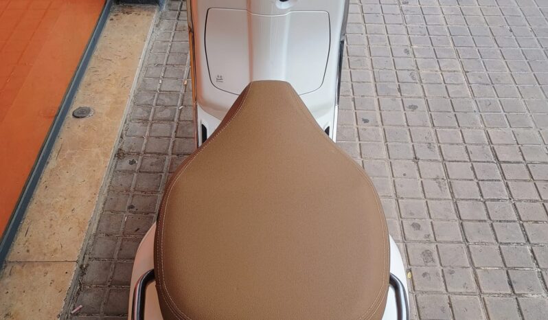 Vespa Primavera 50 4t 2022 lleno