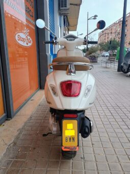 Vespa Primavera 50 4t 2022 lleno