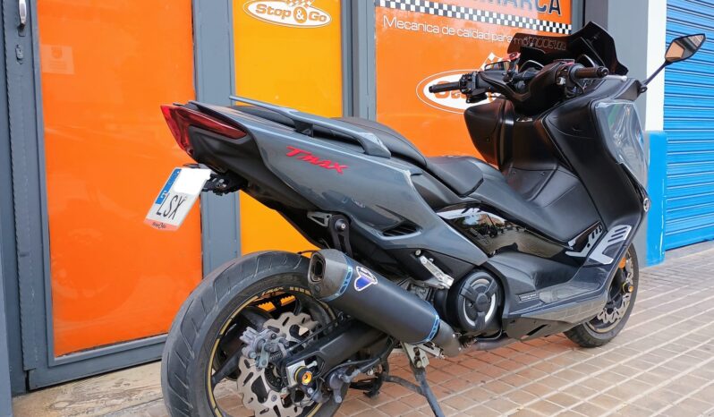 Yamaha Tmax 560 TechMax lleno