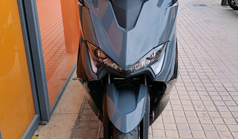 Yamaha Tmax 560 TechMax lleno