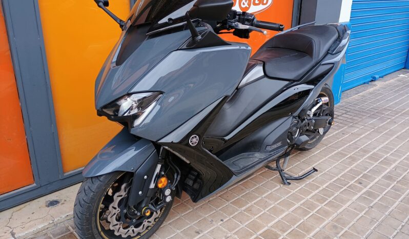 Yamaha Tmax 560 TechMax lleno