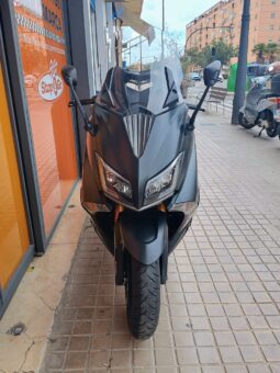 Yamaha Tmax 530 Iron Max lleno