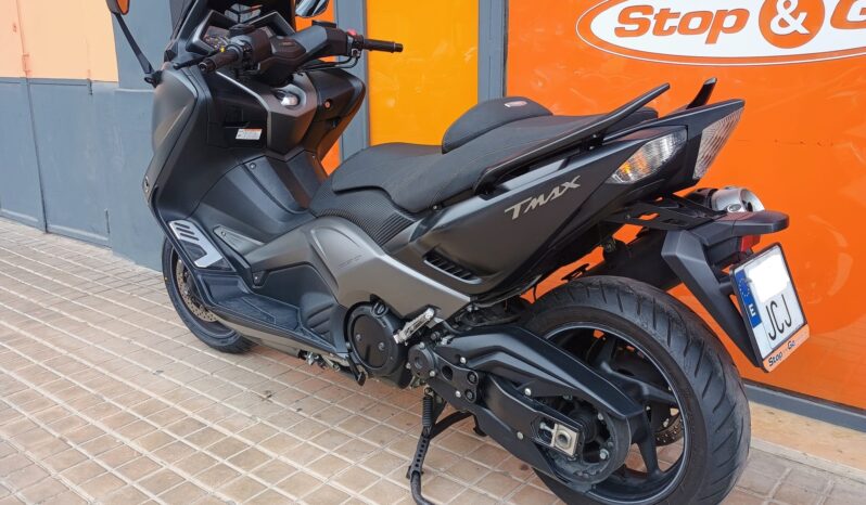 Yamaha Tmax 530 Iron Max lleno