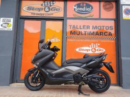 Yamaha Tmax 530 Iron Max lleno