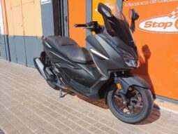 Honda Forza 350 lleno