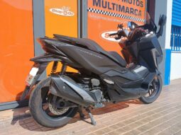 Honda Forza 350 lleno