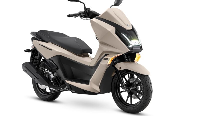 Kymco Sky Town lleno