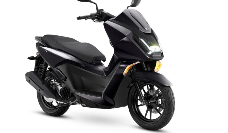 Kymco Sky Town lleno