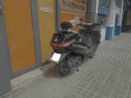 Piaggio X-EVO 125 lleno