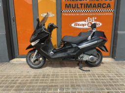 Piaggio X-EVO 125 lleno