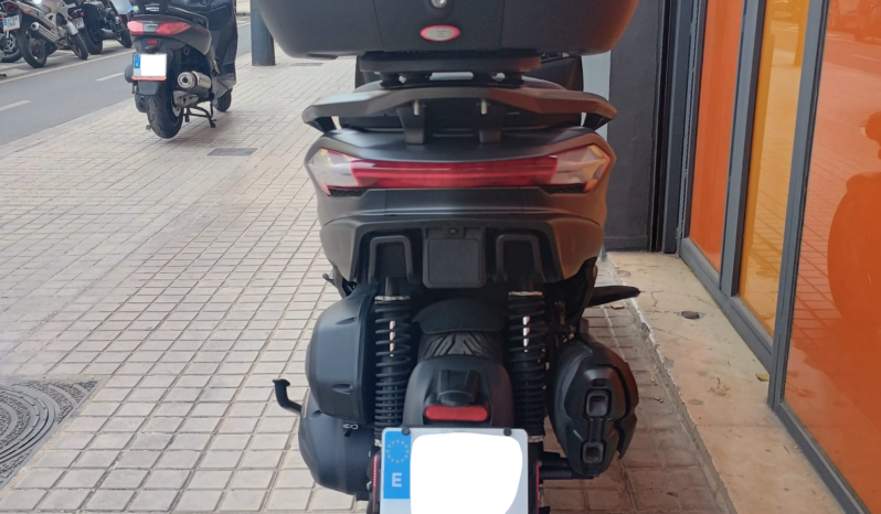 Piaggio MP3 530 lleno