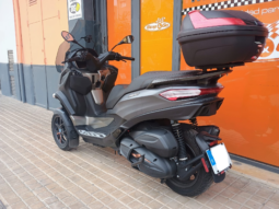 Piaggio MP3 530 lleno