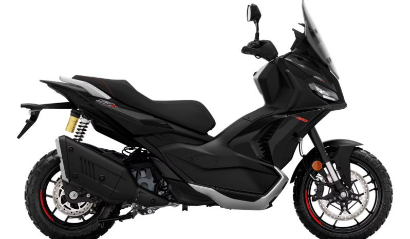 Aprilia SR GT 400 lleno