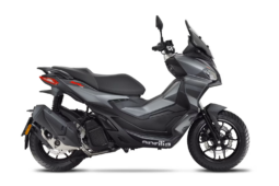 Aprilia SR 125 GT lleno