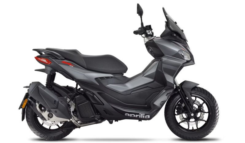 Aprilia SR 125 GT lleno